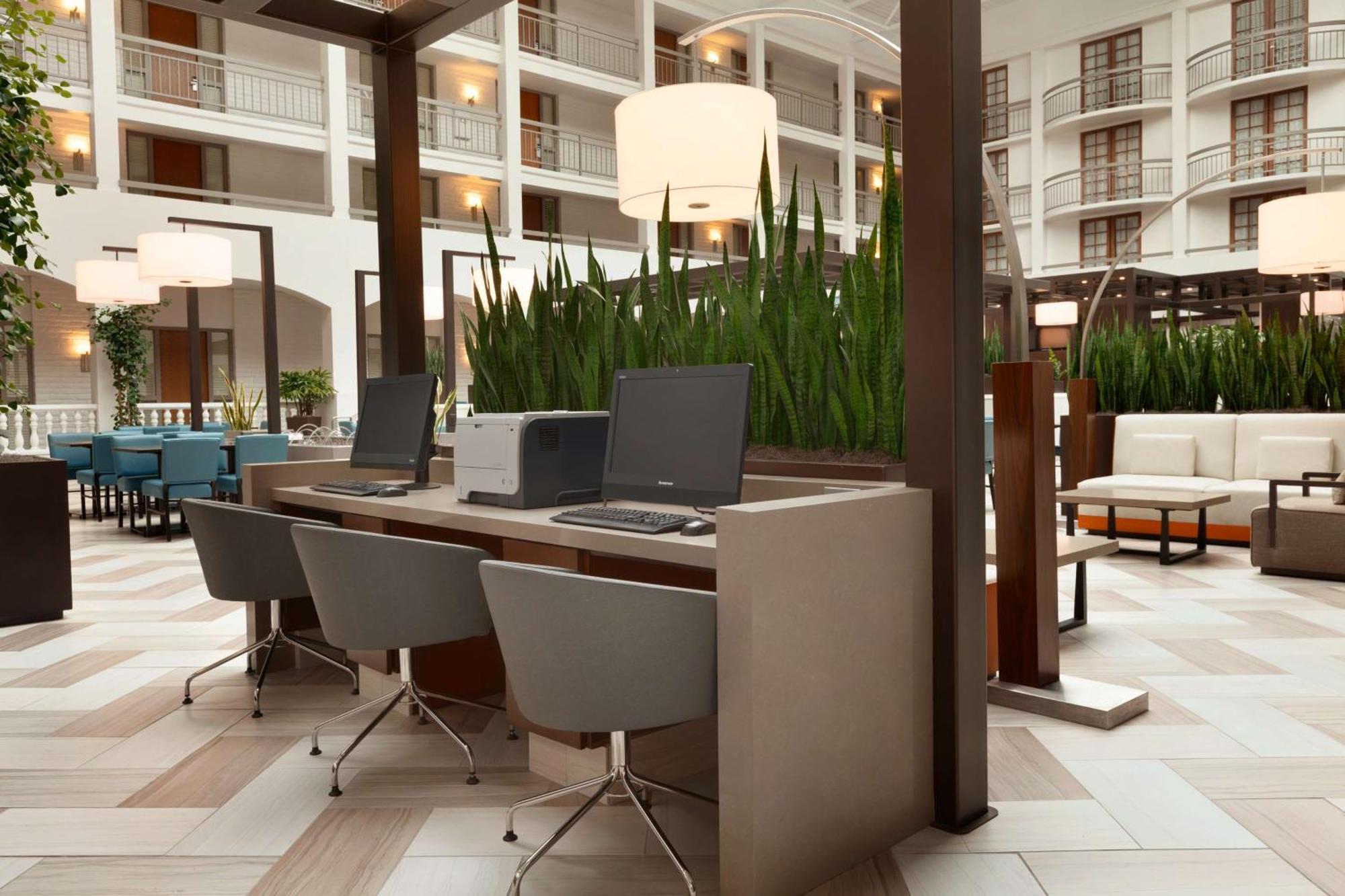 Embassy Suites Сан Луис Оубиспоу Екстериор снимка